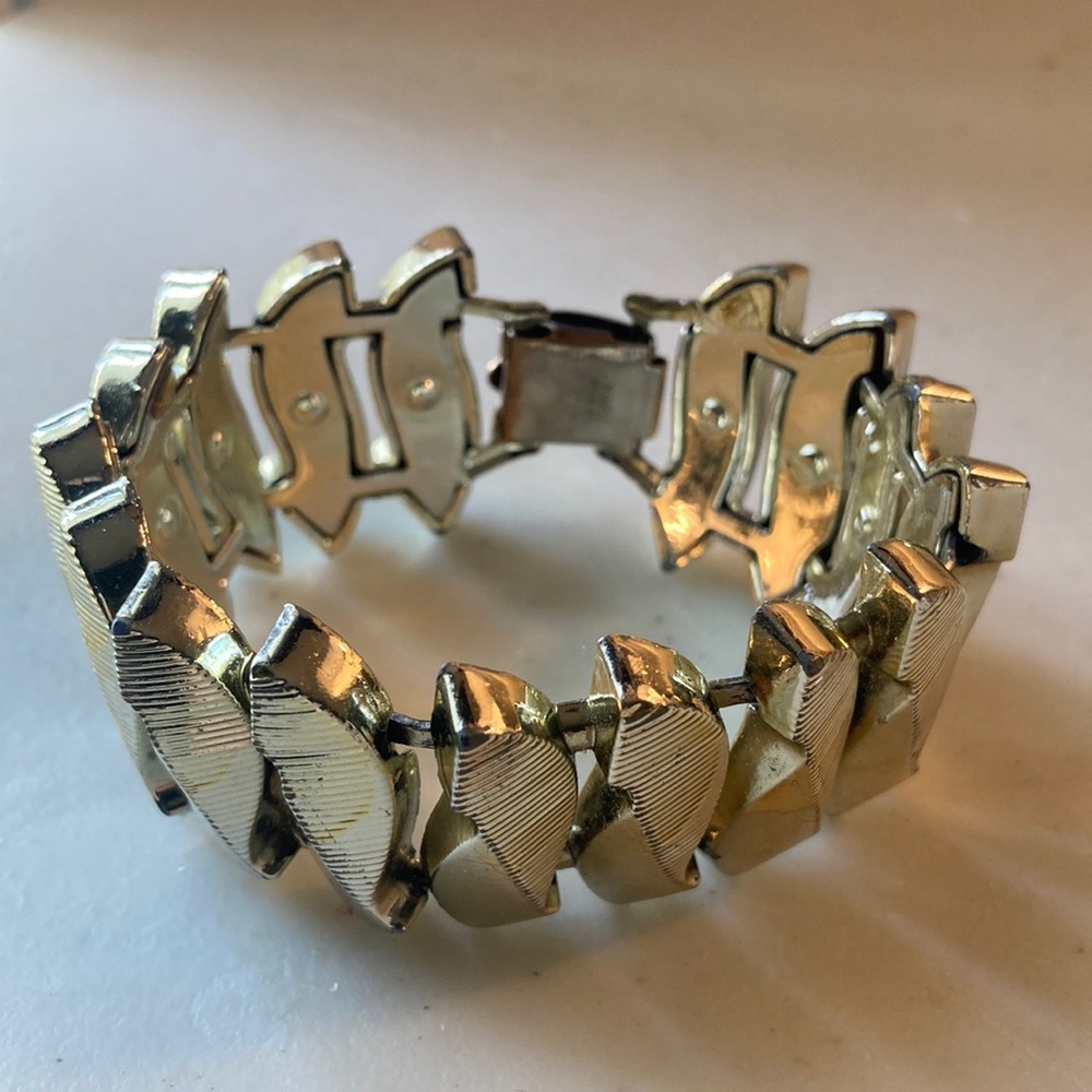 Karu Arke Inc. Chunky Link Vintage Chain Bracelet